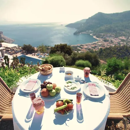 Loryma Resort