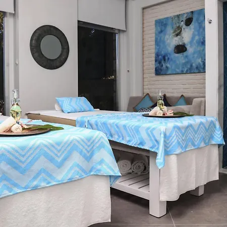 Resort Loryma 4*