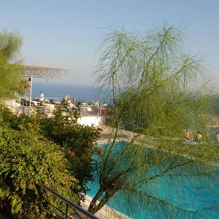 Loryma Resort 4*