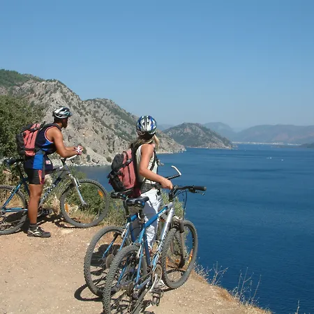 Üdülőközpont Loryma 4*